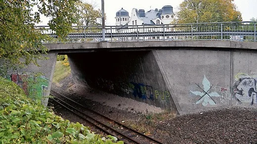 Olyckan inträffade under sjukhusbron i centrala Västervik.