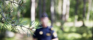 Skolungdomar hittade avliden man
