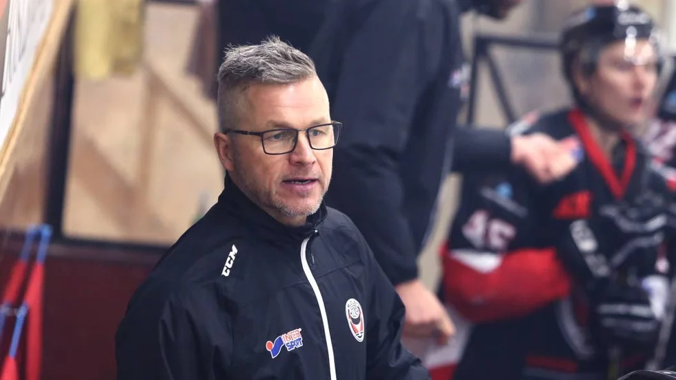 Tränaren Peter Forsén kan ta sitt lag till åttonde raka segern i Gislaved på onsdagen.