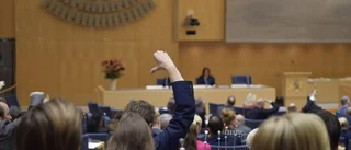 Servettskiss som slår mot vanligt folk