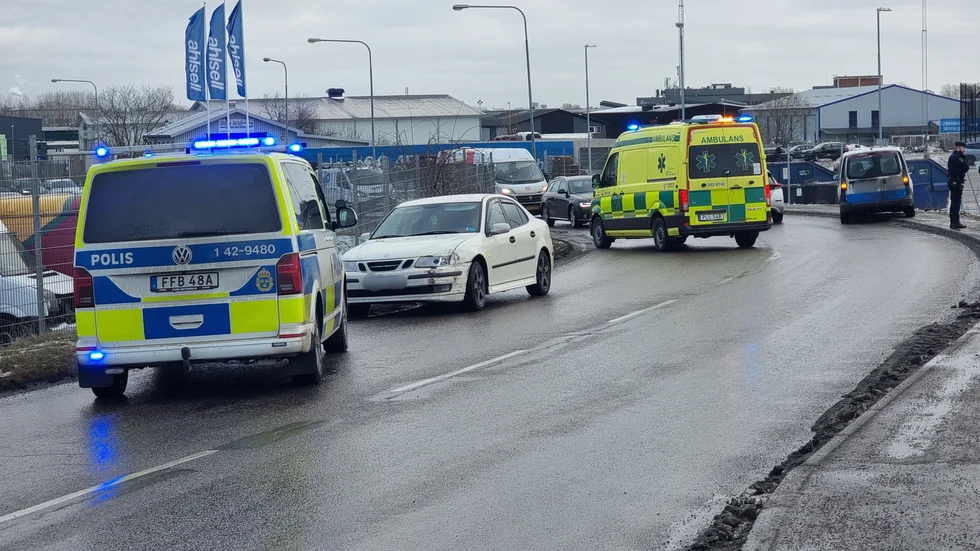 Två bilar kolliderade på Kieselgatan på tisdagseftermiddagen.