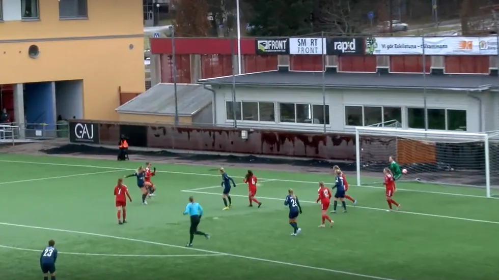 Se höjdpunkterna från Uniteds storseger över Älvsjö.