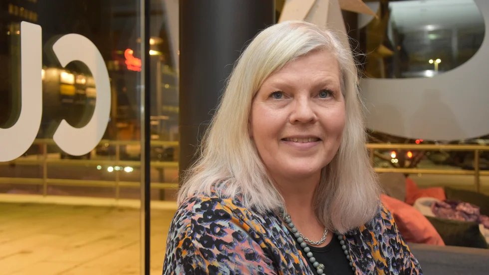 Ulrika Lundberg (V), infrastruktur- och servicenämndens ordförande, ger Kurirens politiske redaktör svar på tal.