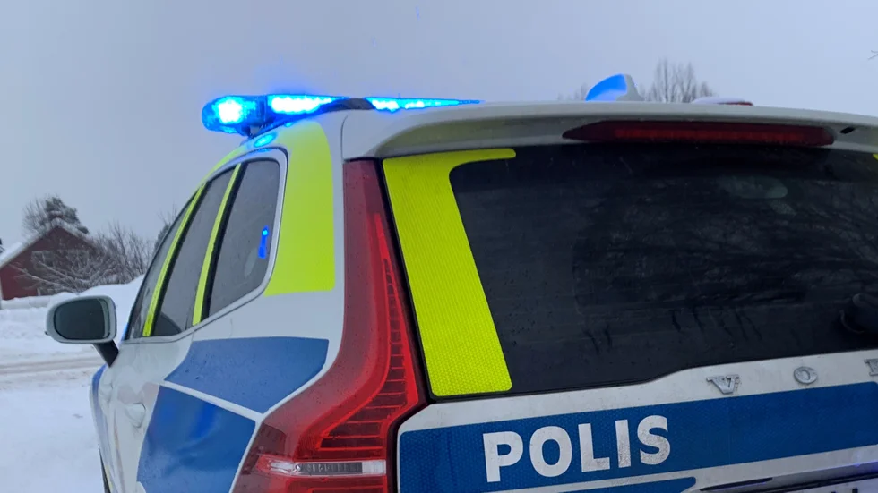 Två män sitter anhållna efter ett polistillslag mot en villa i Boden. (Arkivbild)