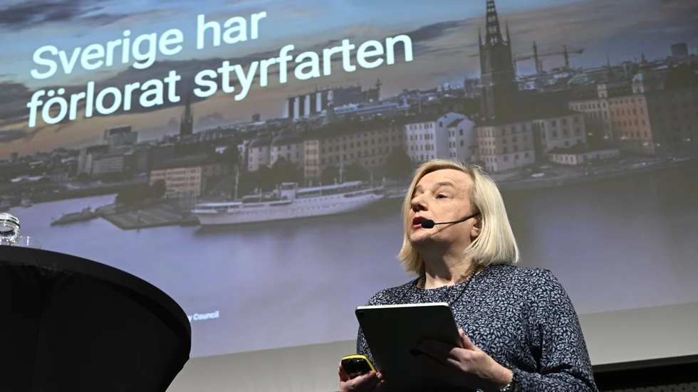 Klimatpolitiska rådet ordförande Cecilia Hermansson presenterar årets granskning av regeringens klimatpolitik.