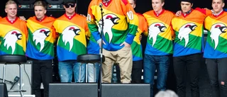 Regnbågströjorna måste göras om?