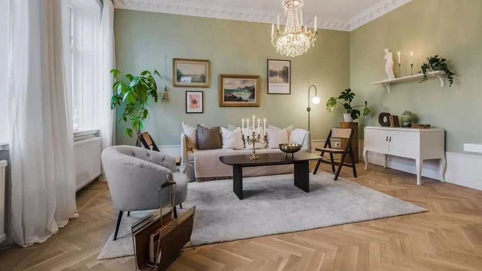 Lägenheten är en tvåa på 68 kvadrat med utropspriset 2 895 000 kronor.