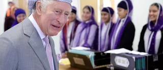 Ännu en äggkastning mot kung Charles