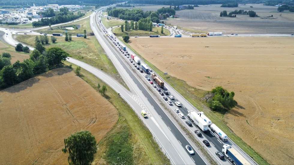 Långa köer uppstod vid trafikolyckan