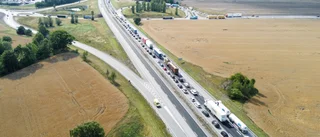 Vände på E4 – orsakade trafikolycka • "Tog en medveten risk"