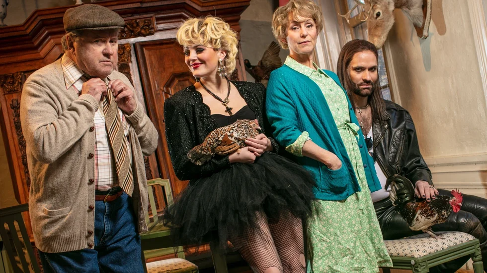 Tommy Körberg, Tuva B Larsen, Helen Sjöholm och Lindy Larsson medverkar i musikalversionen av "Änglagård". Pressbild.