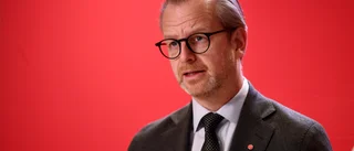 S: Extrainkalla utskott och inför elakut