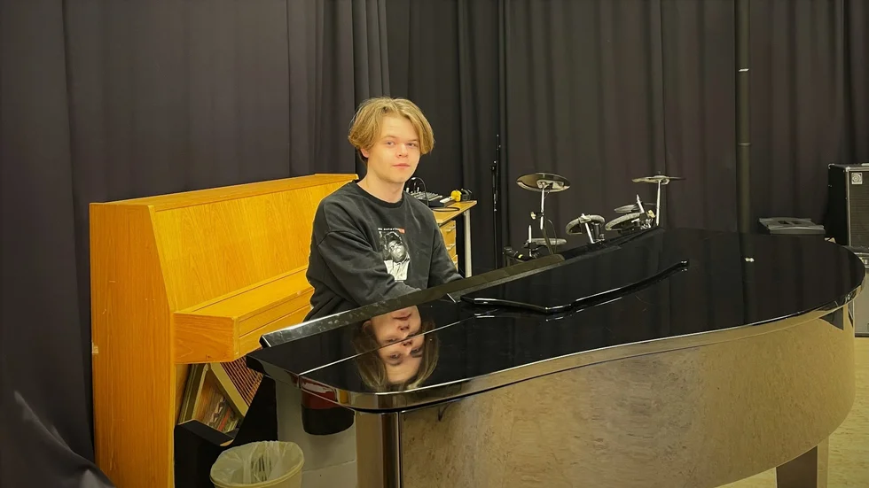 Isak Landahl gillar det "bombastiska och aggressiva" i klassiska musikstycken.