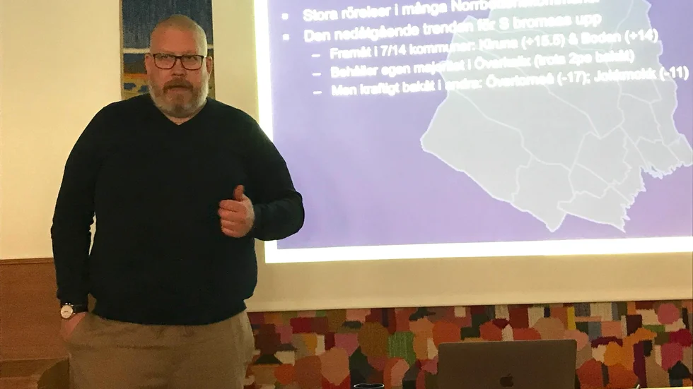 Simon Matti föreläste på Senioruniversitetet.