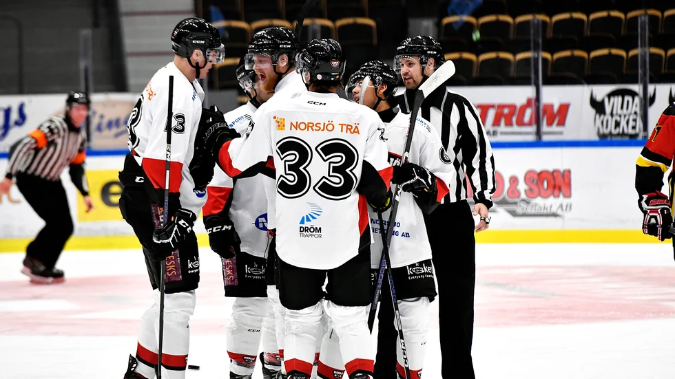Fem måljubel blev det för Norsjö när laget vann med 5–2 mot Burträsk.