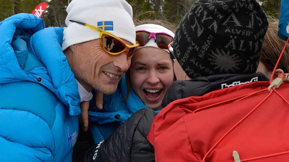 Jubel. Nelly Enmark firar VM-guldet i sprint.?