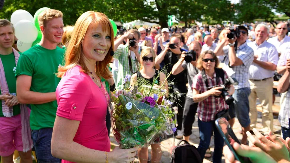 Annie Lööf och Centerpartiet försöker få tillbaka det förtroende de tappat på landsbygden och i klimatfrågor. Det är nödvändigt om de ska sitta kvar i riksdagen efter nästa val.