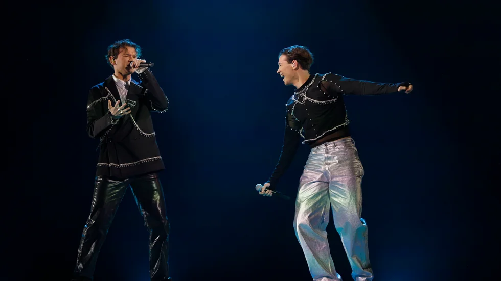 
Norska duon Marcus & Martinus kommer i sommar till Lokverkstan i Motala. På bilden framför de sitt bidrag i årets Melodifestival.