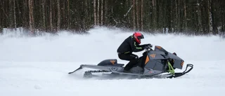 Dragracing: Folkfest men snösmocka förstörde tiderna