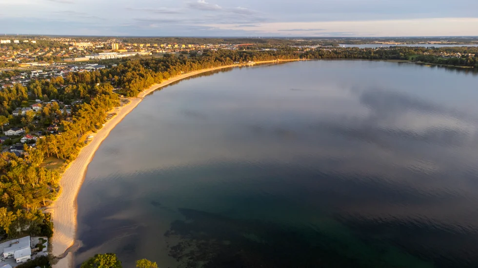 Motala har ett unikt läge, med en spännande geologi, historia och rik natur som bör tas tillvara och marknadsföras istället för att asfalteras, bebyggas och bli som alla andra, skriver Naturskyddsföreningen i Motala.
