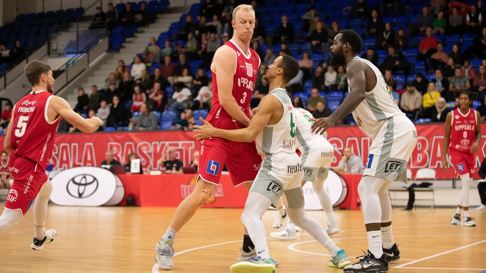 Henrik Jädersten gjorde bara två poäng mot Nässjö men de var desto viktigare. Uppsala Basket är nu uppe på slutspelsplats.