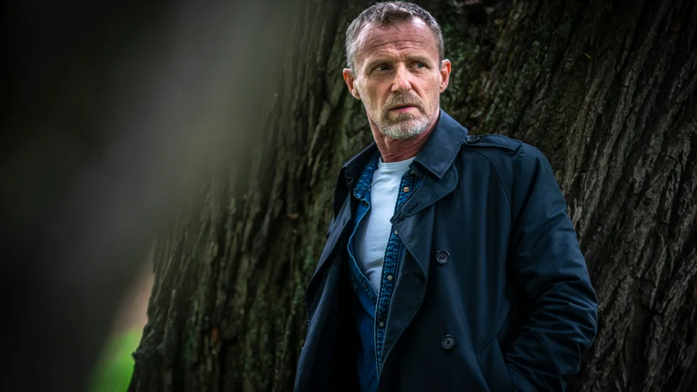 Parallellt med att skriva om Oslo-polisen Harry Hole hjälper Jo Nesbø en vän med en ny tv-serie om Leonard Cohen. Pressbild.