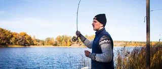 Från Båvens mörker till Islands kristallklara vatten: ✓Se film när han fiskar på Island ✓9-kilos lax är vardagsmat ✓Blir ett med naturen