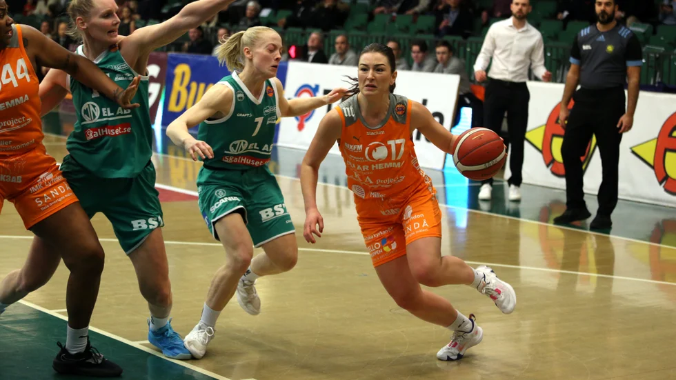 Sofie Ljungcrantz fick inte ett skvatt gratis i Täljehallen.