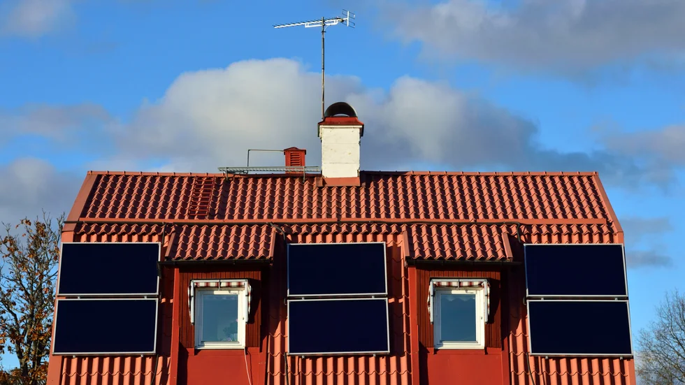 Passar det med solpanel på ett hus med höga kulturvärden? Det var en fråga som miljö- och byggnadsnämnden fick ta ställning till i veckan.