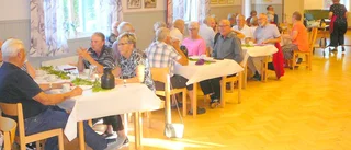 Surströmmingsfest i Måttsunds medborgarhus