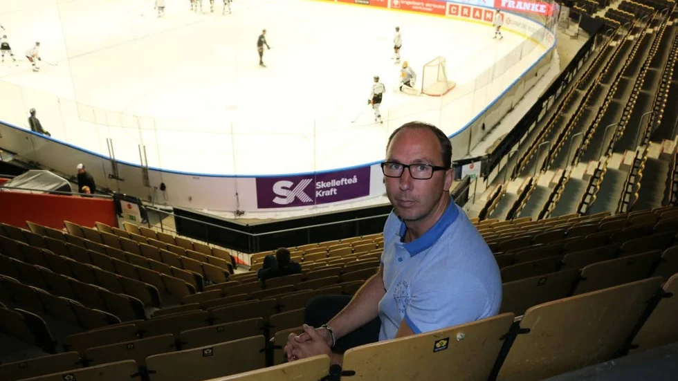 Mikael Lindgren berättar om avhoppet från Skellefteå AIK. (Arkivbild)