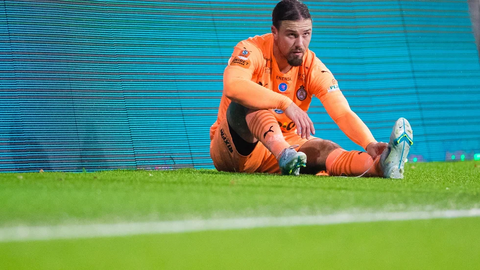 AFC:s lagkapten Karim Mammar har spelat halvskadad den senaste tiden och mot Brage senast tvingades han tvingades kliva av planen. Det gör att backen nu är ett stort frågetecken inför söndagens match mot Skövde.