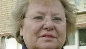 Vid årsskiftet slutar personalen vid kommunhuset i Skärblacka. Då måste Skärblackaborna vända sig till stan i stället för hit, säger Catharina Angelöf, som varit kommundelsdirektör sedan 1989. 
FOTO: TITTI OLOVSSON