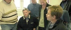 Axén Olin på Lämneå-besök: Valutor är för krångligt ämne