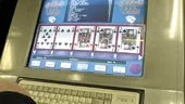 Internetspel, Webbcruiser, är ett av de nya automatspelen som lockar med en vinst på 10 000 kronor. Men det står inte hur mycket pengar spelaren kan förlora på mycket kort tid. För ägarna innebär automaterna stora pengar som de gärna vill behålla. Utan vinstutdelning drar automaterna in mindre pengar.
FOTO: JANNE FORSBY