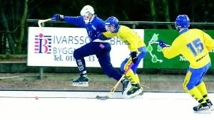 Borgia kunde inte rå på Värmbol i lördags och förlorade hemma med hela 11-5.
FOTO: JANNE FORSBY