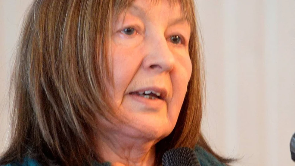 Kristina Boine Utsi och övriga som bor i Rävudden, vid Piteälven norr om Arjeplog, har varit utan telefon i en vecka. Hon tycker att det hela liknar en rövarhistoria.