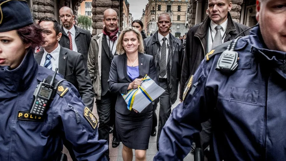 Långvarig deflation vore ett mardrömsscenario för finansminister Magdalena Andersson.
