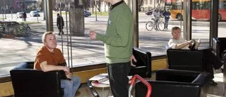 Bibblan laddar för lån via hemdatorn