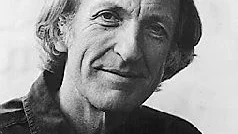 John Pilger. Journalist och författare med djupt engagemang i världen.