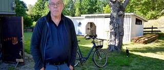Anders vill ta med sig cykeln på bussen – tycker KLT:s cykelställ är för dåliga