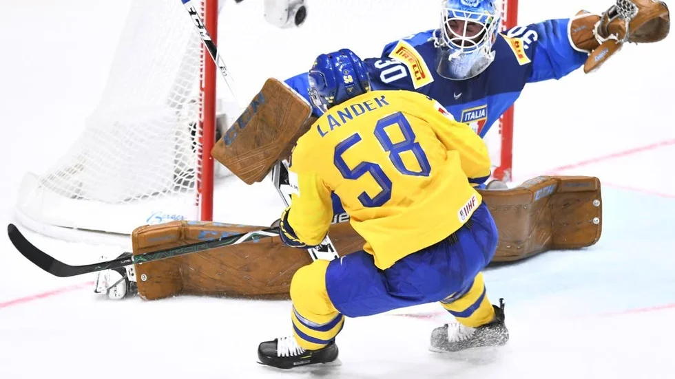 Anton Lander och Sverige besegrade Italien med 8–0.