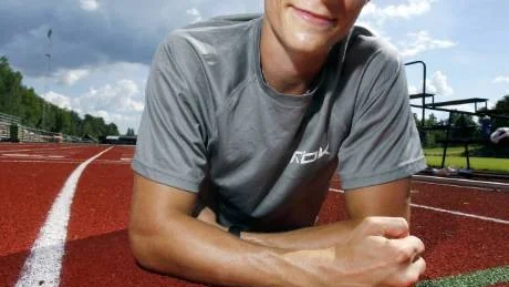 Joni Jaako tog guld igen. Den här gången var det JSM och 400 meter som gällde. Foto: Niclas Sandberg