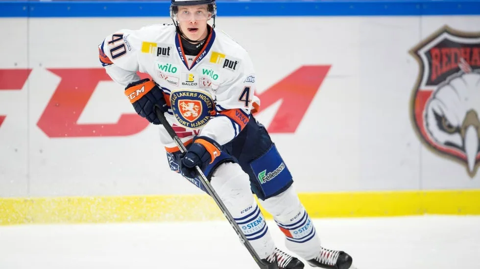 MALMÖ 20171123
Växjös Elias Pettersson under  torsdagskvällens ishockeymatch i SHL mellan Malmö Redhawks och Växjö på Malmö Arena.  Matchen slutade med bortaseger, 2-4.
Foto: Björn Lindgren / TT / kod 9290