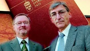 Sören Lundell, Sapa-företagen, och Sören Ramström, vd för Siemens, protesterar mot att passhanteringen försvinner från Finspång i höst. Bilden är ett montage.
Foto: Titti Olovsson (0122-131 75)
titti.olovsson@folkbladet.se