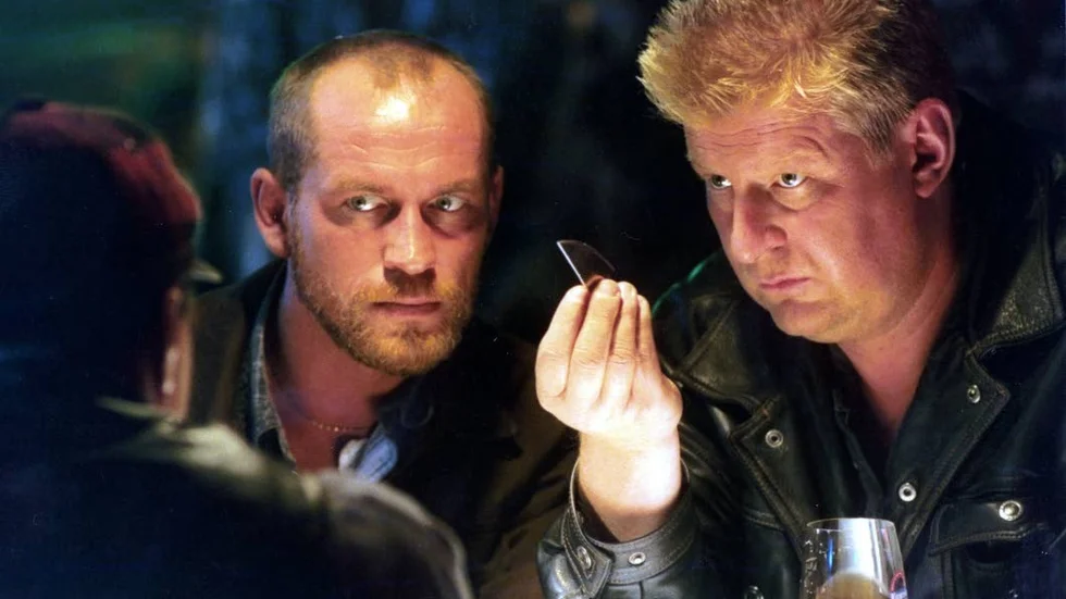 Uppföljare. Serien väntas handla om Rolf Lassgårds (till höger) rollfigur Erik Bäckström och ska enligt uppgifter ta vid där andra filmen slutade.