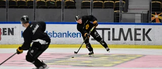 Pudas ilska – kastade upp klubban på läktaren • Så tränade AIK dagen innan kvartsfinalreprisen