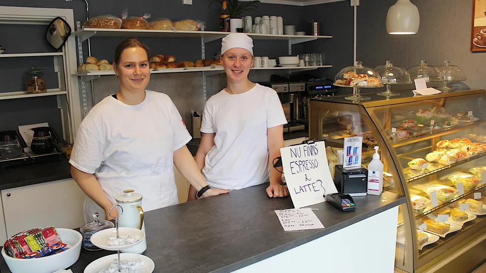 Patricia Lindström och Caroline Wilhelmsson är på plats i det nyöppnade fiket mellan Katedralskolan och Berzeliusskolan, Café Wasastan.