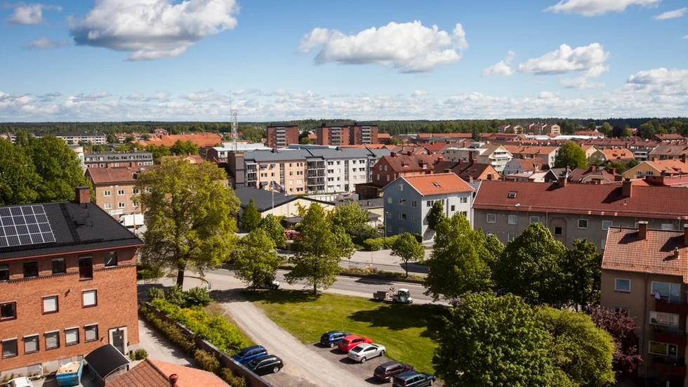 Insändarskribenterna skriver: "Vi vet att städer med hög andel gång- och cykeltrafik ofta har en attraktiv och levande stadsmiljö".