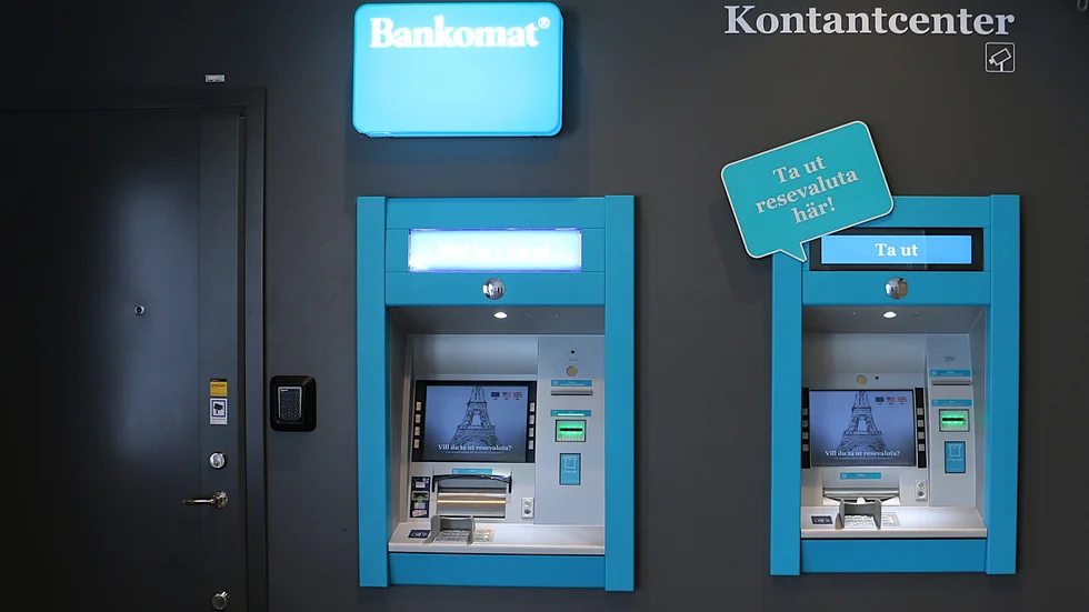 De två bankomater som finns kvar i Hultsfred används flitigt, enligt kontantbarometern.